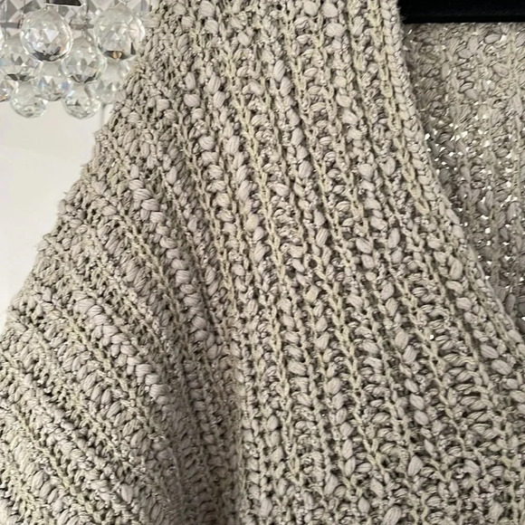 Oversized off the shoulder sweater - Picture 5 of 6